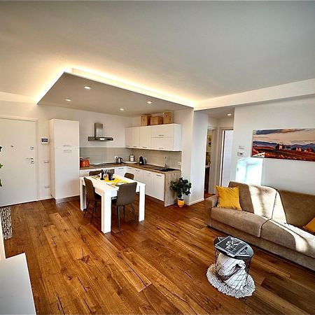 In The Heart Of Siena, 7 Minutes From Piazza Del Campo Apartment Bagian luar foto